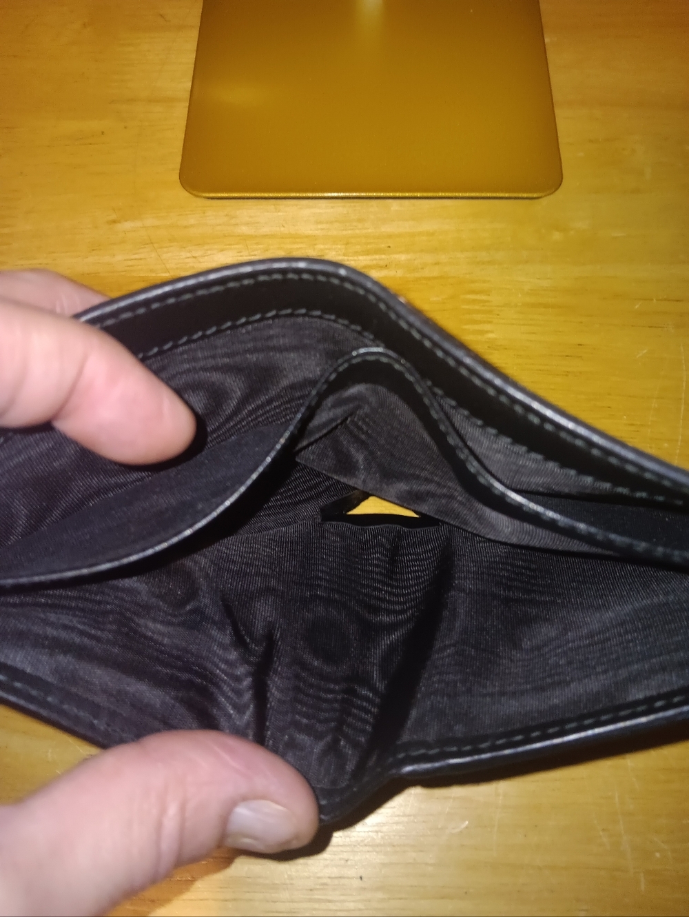 Gucci GG Monogram Fold Kingsnake Wallet - Picture 8 of 8